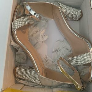 Rhinestone Heels ✨